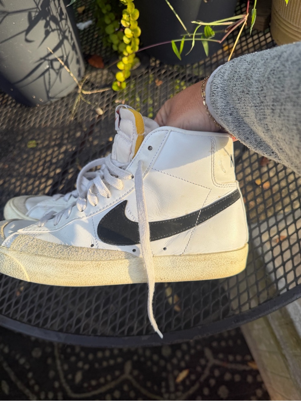Nike Blazer Mid '77 Vintage in White/Black